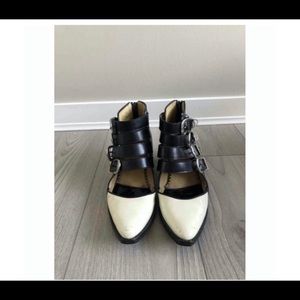 Toga Pulla leather buckle boot